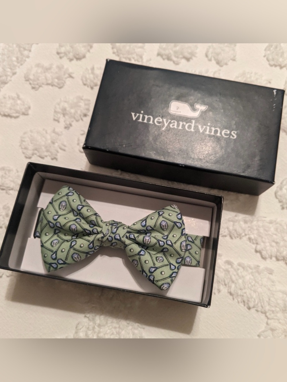 Vineyard Vines Youth 🥍 Light Green Blue Lacrosse Patterned Bow Tie NIB